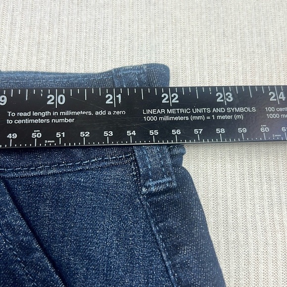 Lane Bryant NWT Women’s Size 26 Bermuda Shorts Dark Wash Denim Plus Size - Picture 6 of 11